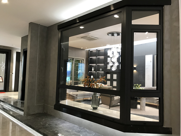 高效隔音門窗哪個品牌好？伊盾門窗怎么樣？佛羅倫薩4