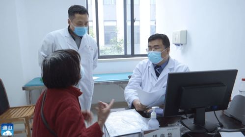 龍印健康慢病預防與管理公益服務項目走進通山，為市民帶來專業(yè)健康咨詢
